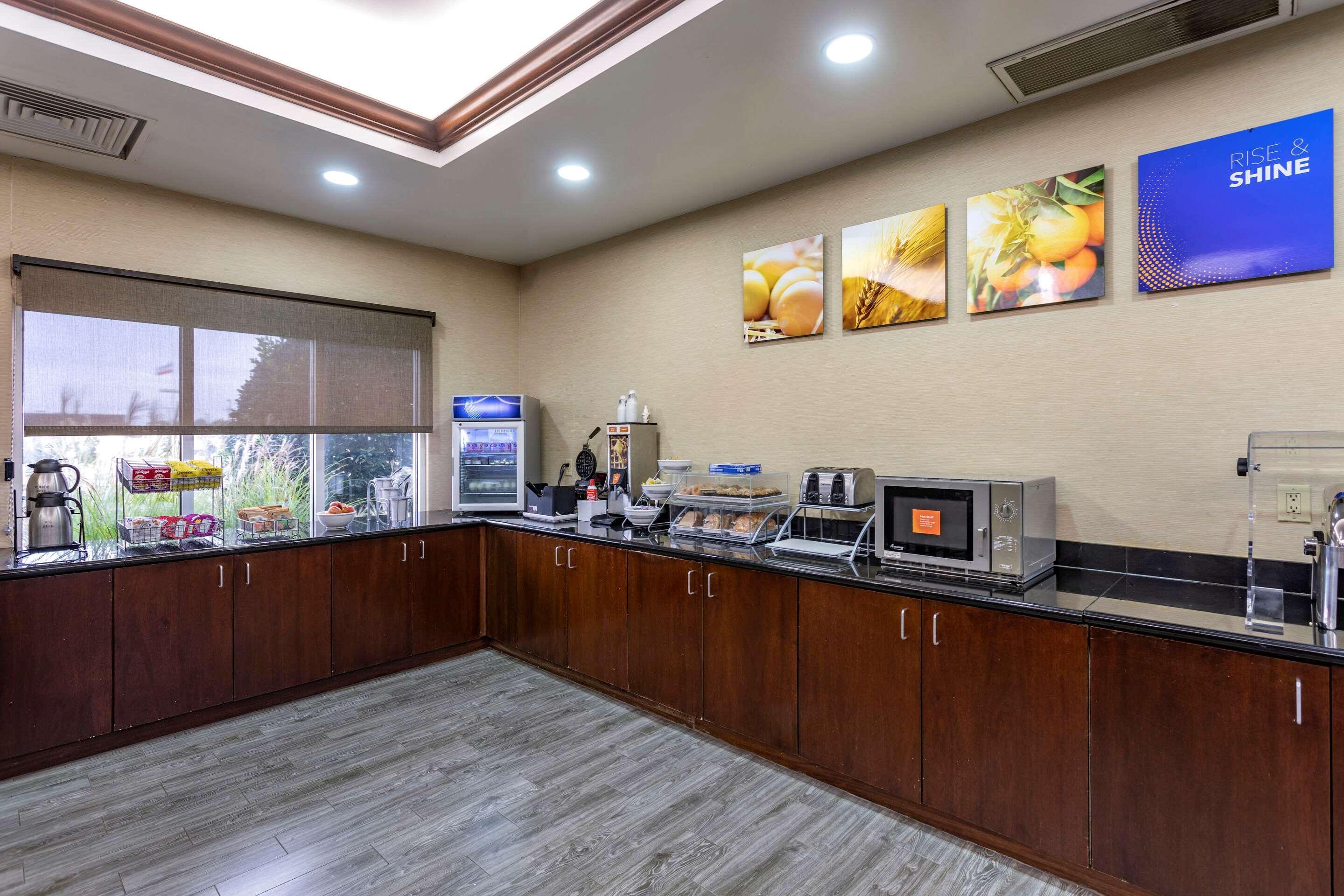 Comfort Suites Olive Branch - Memphis South Exteriör bild